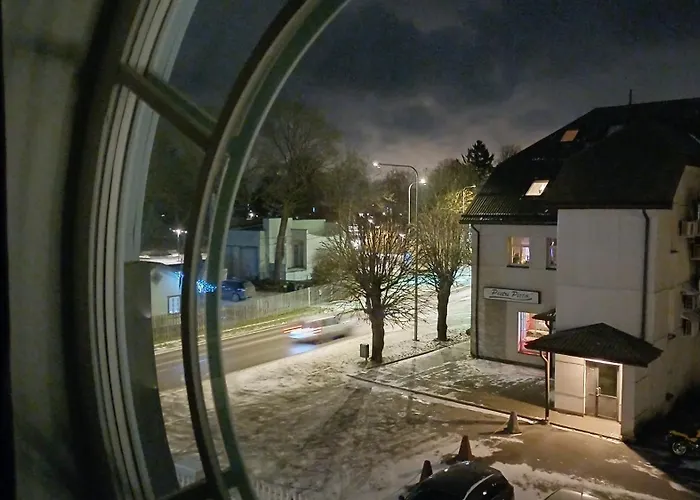 Round View Apartment *